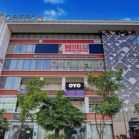 Collection O Hotel Swarg Surate Exterior foto