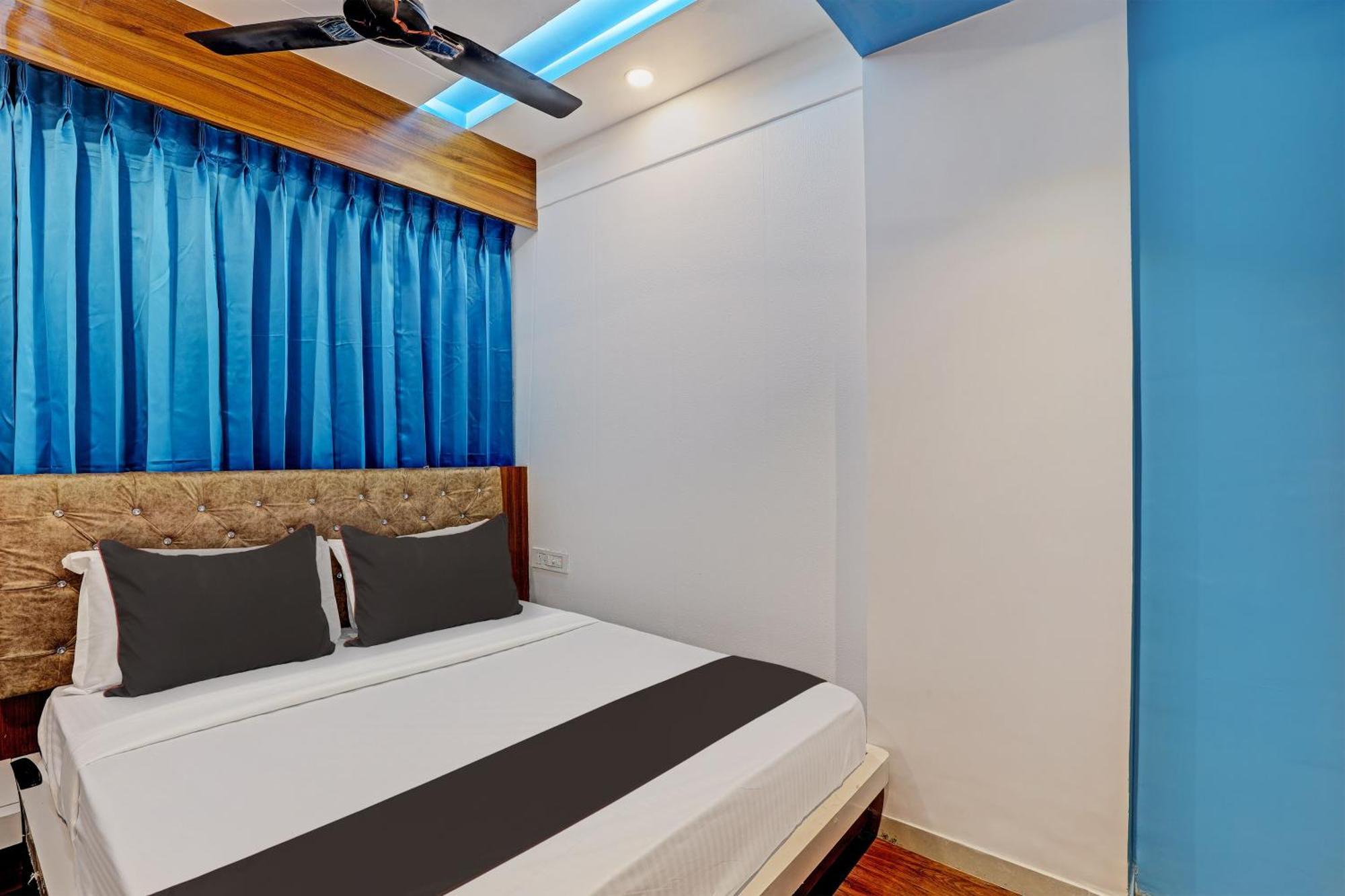 Collection O Hotel Swarg Surate Exterior foto
